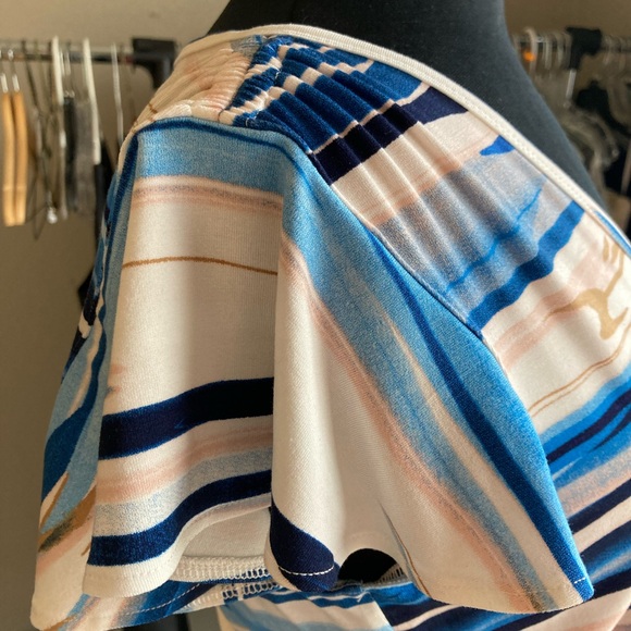 NWT: WHBM Striped Blue and White V-Neck Dress with tie belt and flutter sleeves - Picture 5 of 16